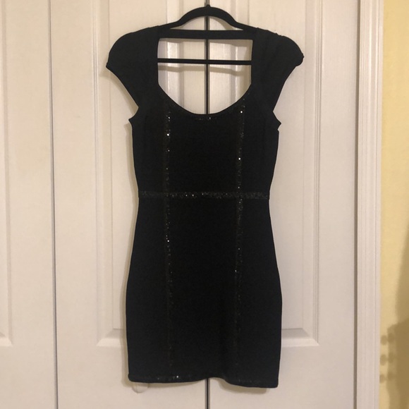 🖤GUESS | Chic Little Black Dress |  🖤 - Picture 11 of 12